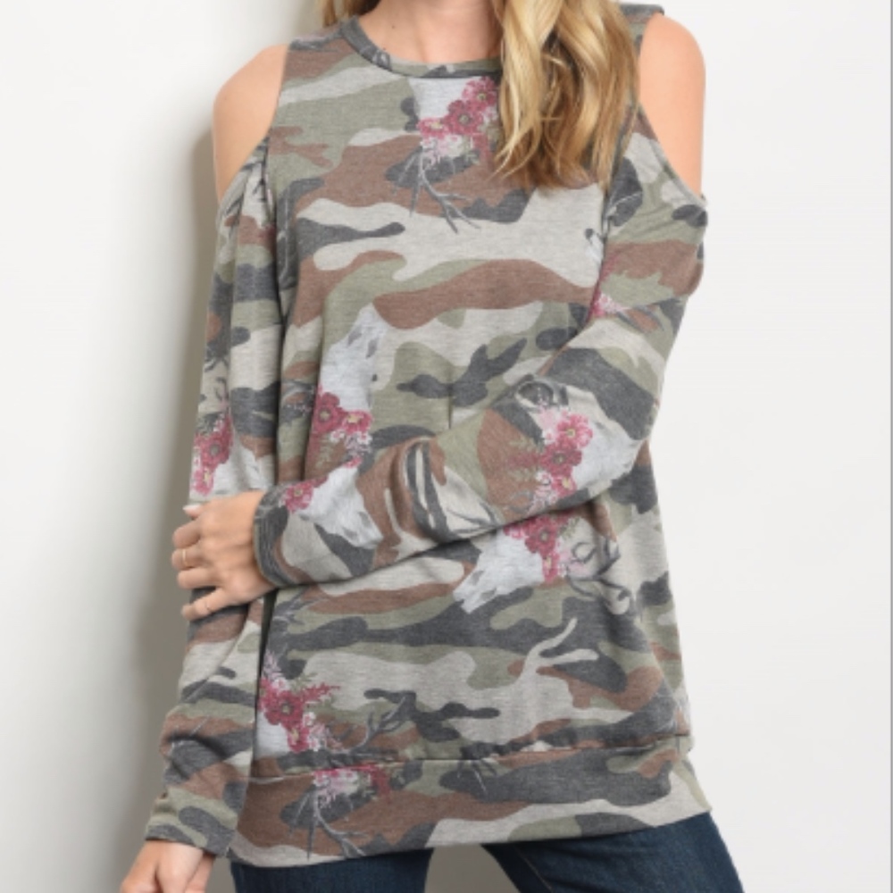 Cold-Shoulder Camo Floral Long-Sleeve Top - Gray/Green